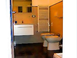 Bagno nuovo rifatto da Zanello Impianti